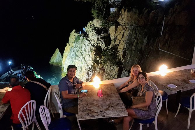 DeLuxe Cliff Divers+Sunset Exhibition byNight w/Different Options - Key highlights worth your attention