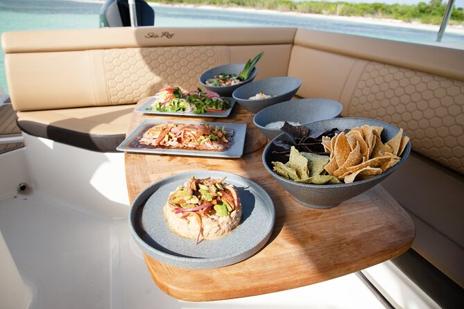 Deluxe Private Boats - 27 ft Sea Ray - Playa El Cielo starfish moment, when conditions cooperate