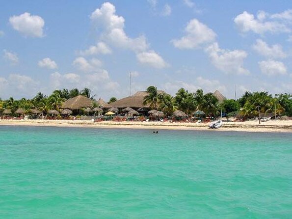 Deluxe Private Boats - 40 ft Catamaran - Key moments you’ll actually feel on this trip