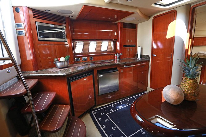 Deluxe Private Boats - 40 ft Sea Ray - Who it is best for (and who might want something else)