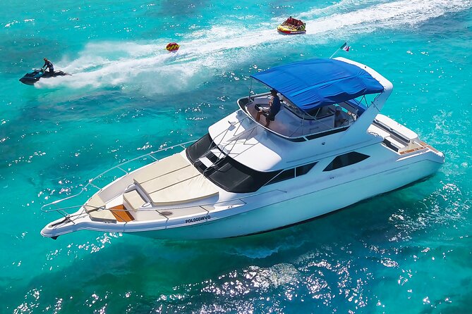 Deluxe Yacht 48FT with FlyBrige Rental in Cancun - What you’re really buying: a private day on a 48ft flybridge