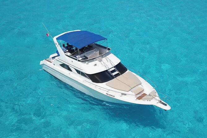 Deluxe Yacht 48FT with FlyBrige Rental in Cancun - Crew behavior, safety, and how service makes or breaks the day