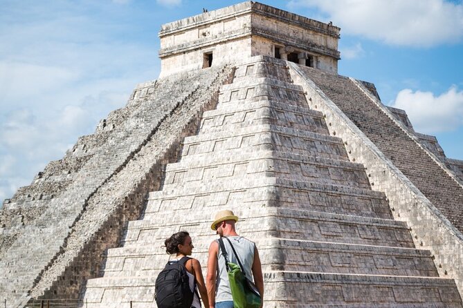 Early morning Chichen Itza Tour: Cenote and Tequila Tasting - Chichén Itzá: guided order, then time to breathe