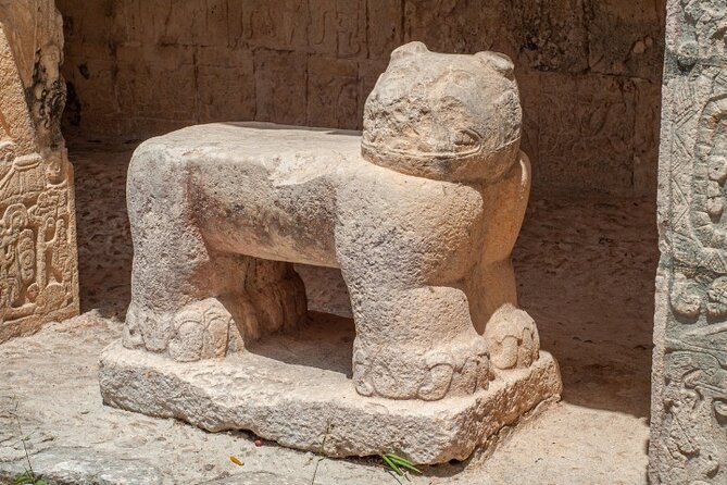 Early morning Chichen Itza Tour: Cenote and Tequila Tasting - Shopping time: how to handle the tourist-trap vibe