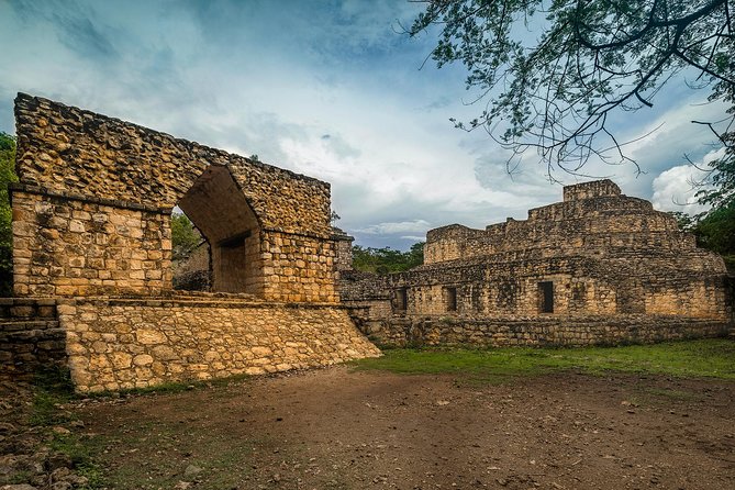 Ek Balam Majestic Mayan Ruins and Cenote Tour - Stop 1: Ek Balam ruins, the Acropolis climb, and free exploration