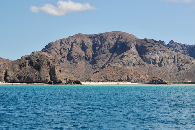 Espiritu Santo Island Tour - Balandra Beach: the iconic stop, with limited time pressure