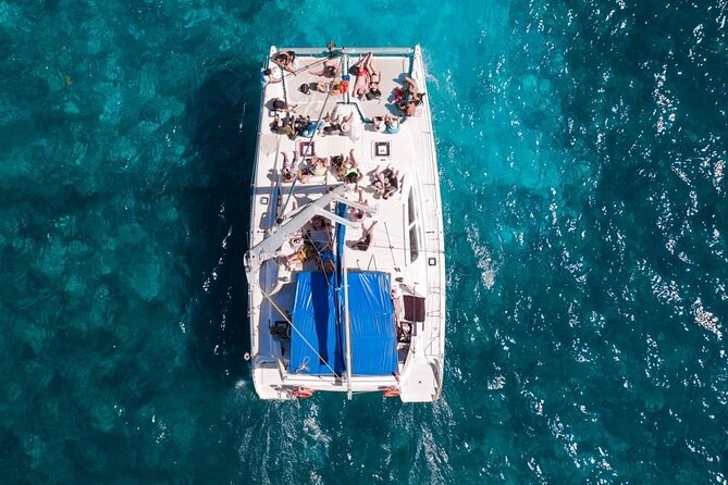 Exciting Catamaran Tour to Isla Mujeres, from Cancún! - Getting on and off the boat: small choices that prevent stress