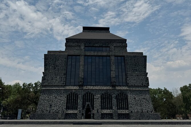 EXCLUSIVE TOUR at Diego Rivera Anahuacalli Museum - Small Groups - Timing, walking, and what to expect from the route