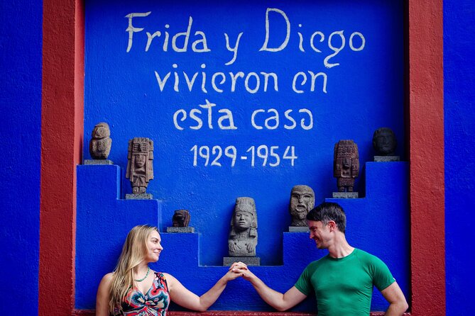 EXCLUSIVE TOUR Frida Kahlo Museum - SMALL GROUPS - Casa Azul tickets that actually save your afternoon