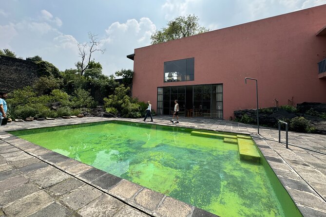 EXCLUSIVE TOUR Luis Barragán Casa Pedregal - small groups - Price and value: $116.50 is steep, but the structure supports it