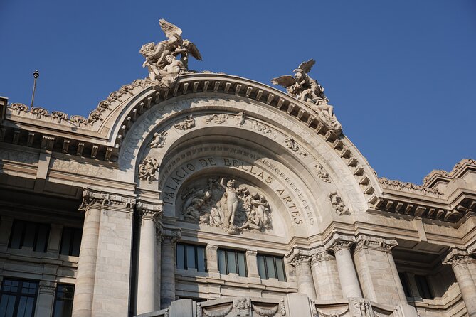EXCLUSIVE TOUR to Palacio de Bellas Artes - small groups - Meeting at Av. Juárez, then getting oriented in the Centro area