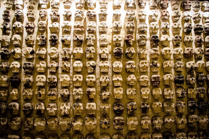 Exclusive tour to Templo Mayor in CDMX - Your guide experience: pacing, Q and A, and plain-English Aztec context