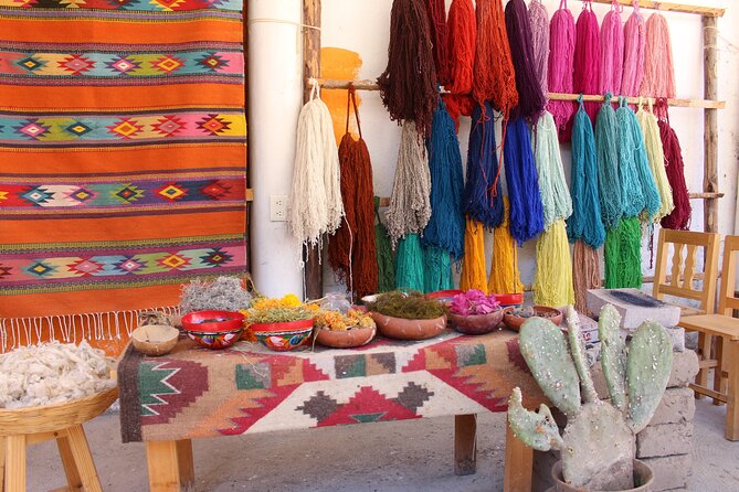 Explore Hierve el Agua, Mitla, Tule, Textile and Mezcal for a day - Lunch, shopping time, and keeping your day comfortable