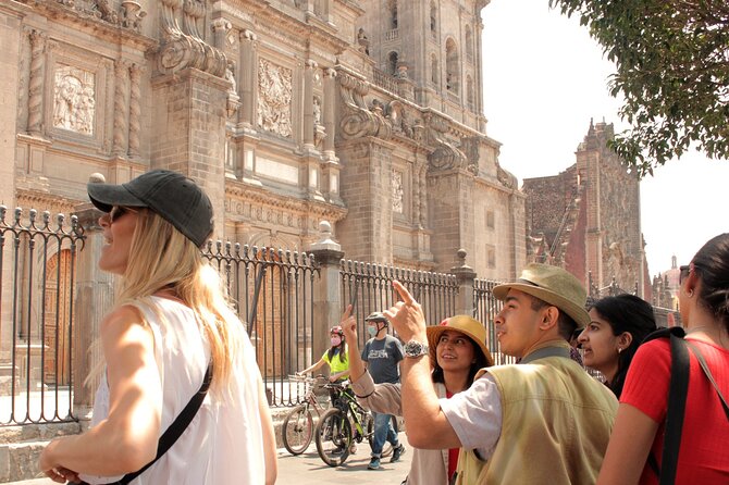 Explore Mexico City: A Journey Through History, Art, and Cuisine! - Casa de los Azulejos: the House of Tiles and its visual payoff