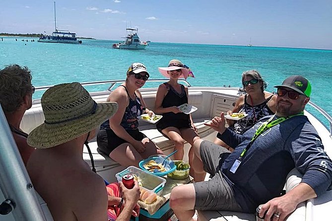 "First Lady" Private Snorkel & El Cielo Sandbar Combo - Fishing plans, and why your day may change with the ocean