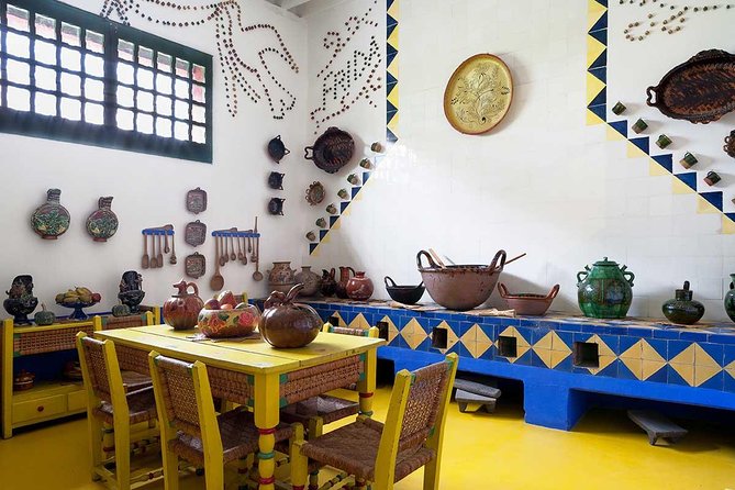 Frida Kahlo Tour with Admission Tickets - Accessibility at Museo Frida Kahlo