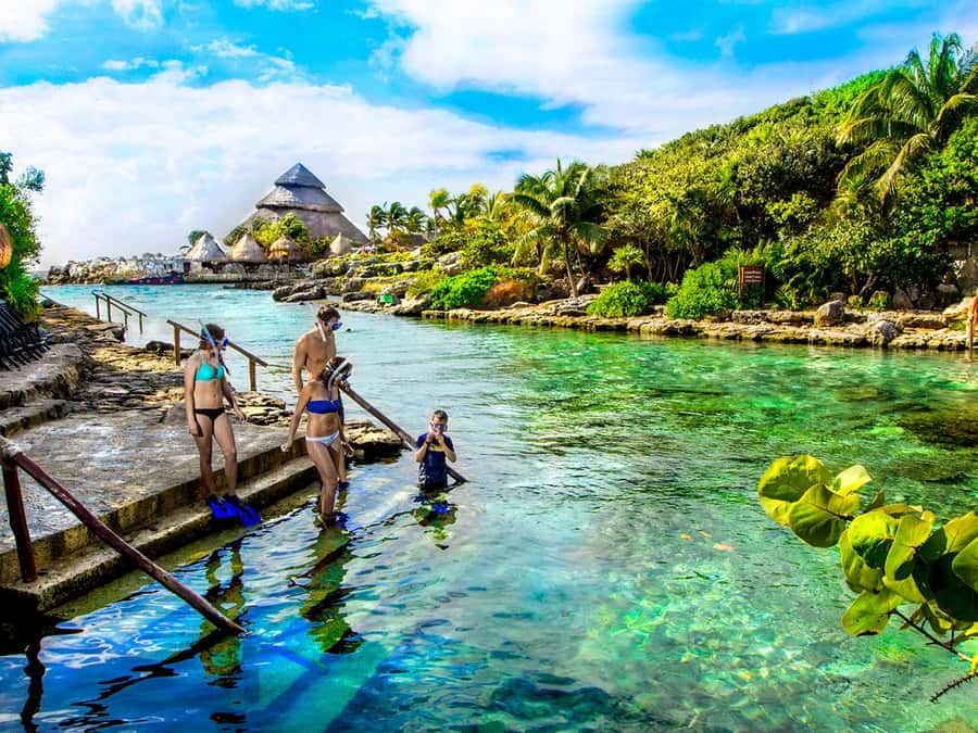 From Cancun: Complete Combo to Xcaret Park! - The 13.5-hour schedule: how the day usually flows