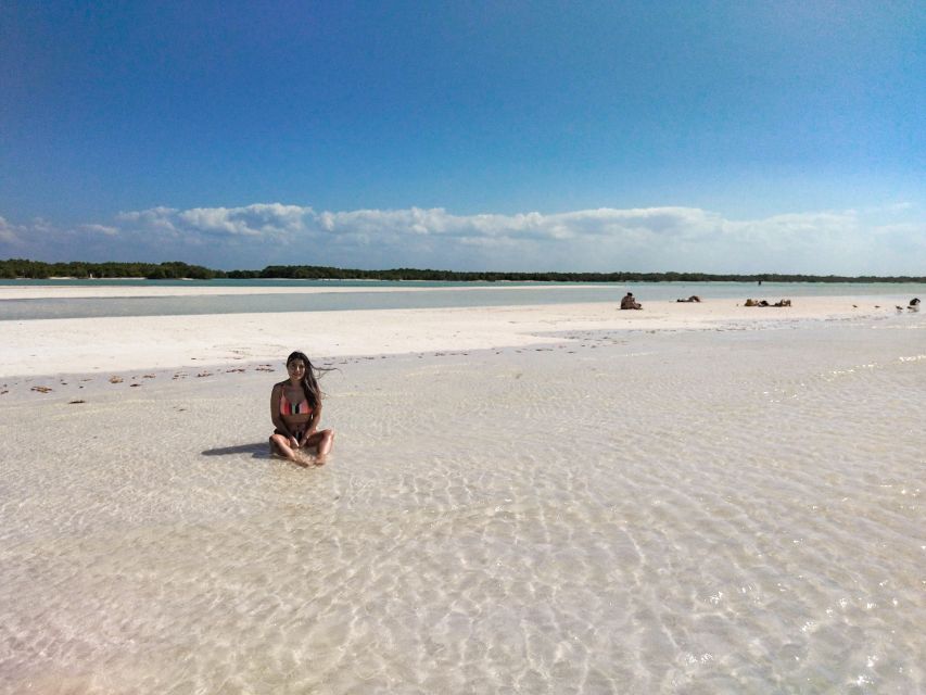 From Cancun or Puerto Morelos: Holbox Boat Tour with Lunch - Isla Holbox Free Time: Streets, Murals, and Fast Beach Time