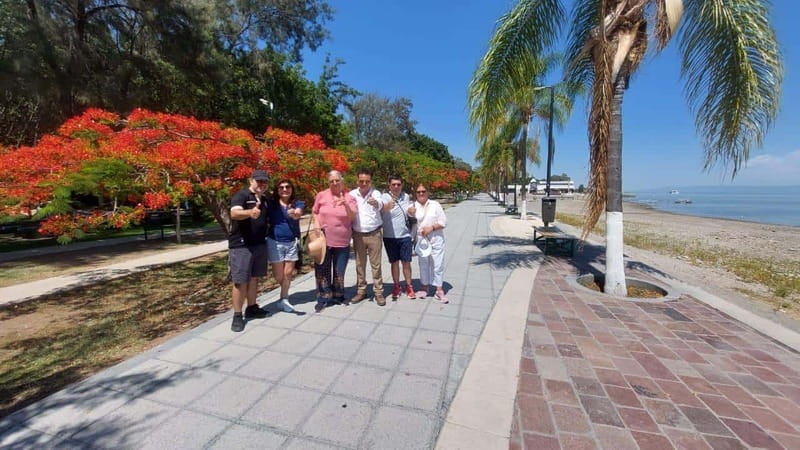 From Guadalajara: Enchanting Lake Chapala & Ajijic Day Trip - Lake Chapala: 30 minutes to soak in the views