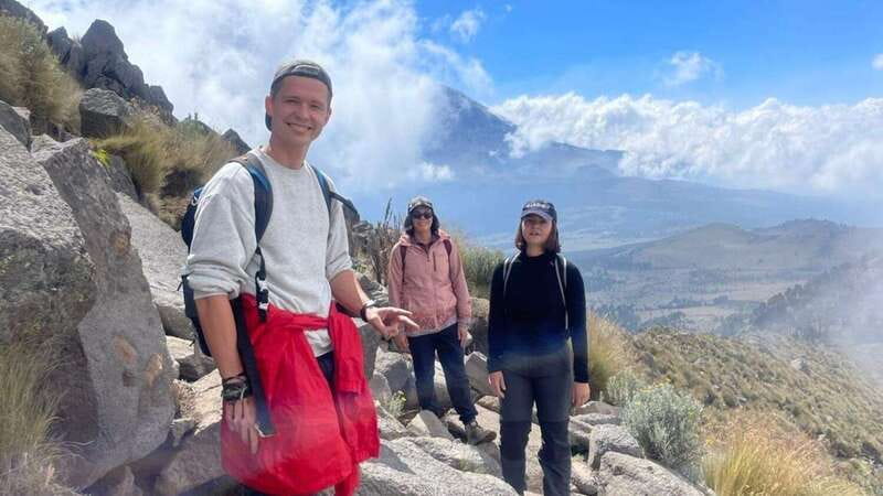 From Mexico City: Hike Iztaccihuatl Volcano with an Alpinist - Paso de Cortés to La Joya: the trip’s rhythm before you sweat