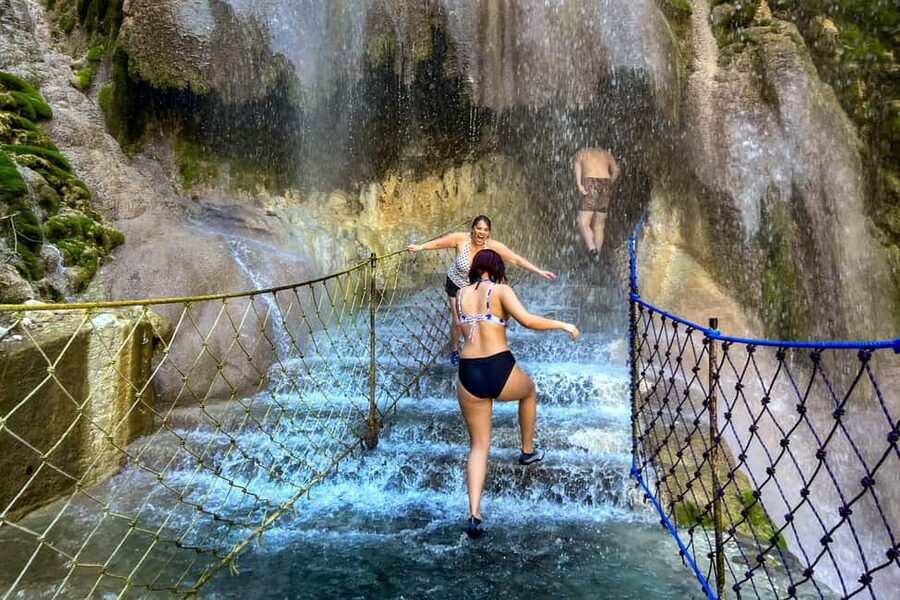 From Mexico City: Small Group Tour to the Tolantongo Caves - Food Stops and On-Site Time: How to Not Waste Your Cave Hours