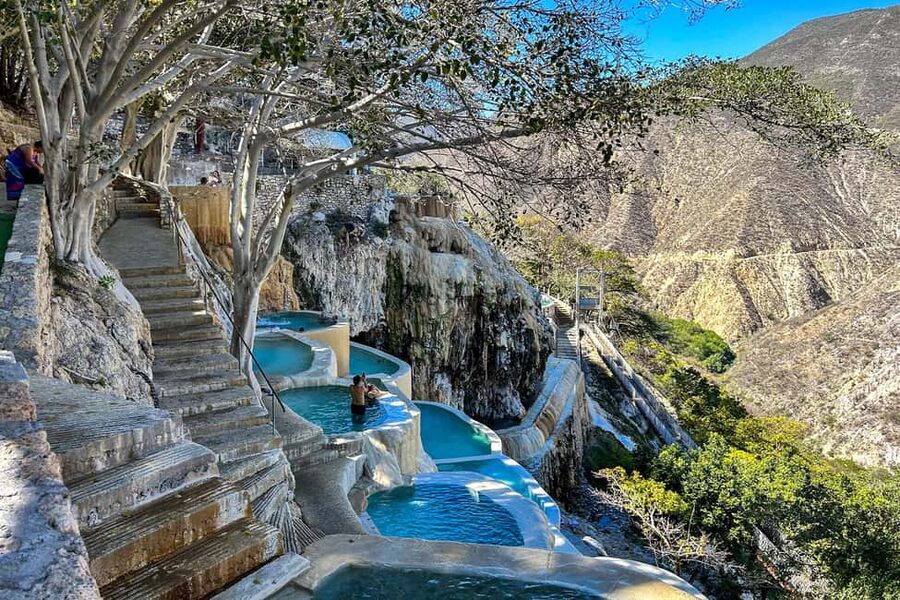 From Mexico City: Small Group Tour to the Tolantongo Caves - Getting There From Mexico City: Coffee Breaks, Toilet Stops, and Real Time Buffers