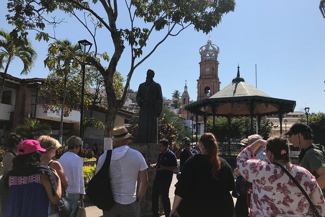Full-Day Puerto Vallarta City Highlights Tour - The van ride, comfort, and hearing your guide