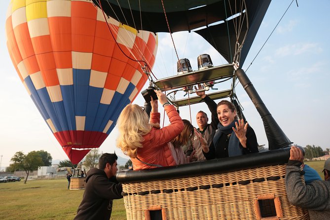 Full-Day Teotihuacan Hot Air Balloon Tour from Mexico City Including Transport - Balloon flight over Teotihuacan: what you actually see up there