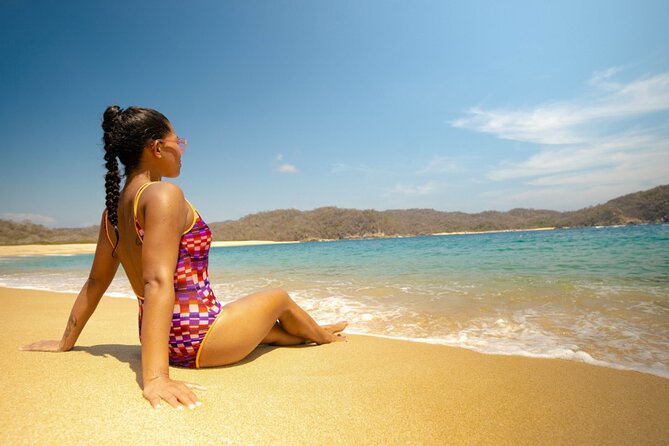 Full Day Tour of the Bays of Huatulco - Dolphins, turtles, and occasional whales: what sea life adds to the day