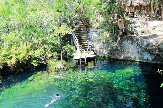Full Day Tour to the Best of Holbox - Lunch and drinks: what you get and why it’s a plus