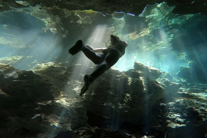 Full Day Tour to Tulum Cenote and Swim with Turtles in Akumal - Akumal Turtle Snorkel in a Calm Cove: Crowds, Vests, and Realistic Expectations