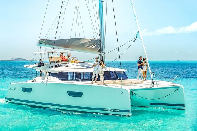 Full Experience Isla Mujeres: Food aboard + Premium drinks + Snorkel + Free time - Stop 1: El Meco snorkeling and that fingers sculpture