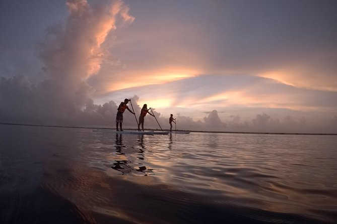 Golden Hour at Mariscal Lagoon: A Sunset to Remember - What equipment is included, and why it changes the value