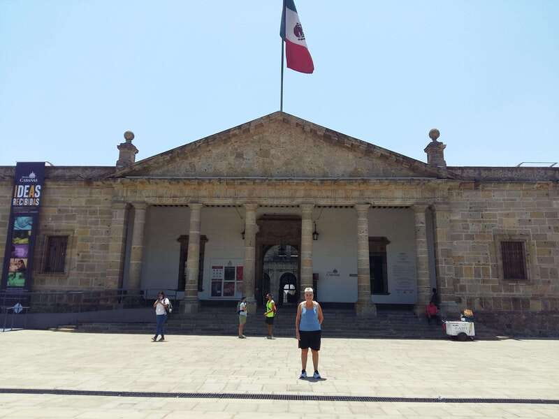 Guadalajara: Culture, Architecture, and Market Walking Tour - Teatro Degollado: Passing by a Grand Theater Without Losing the Pace