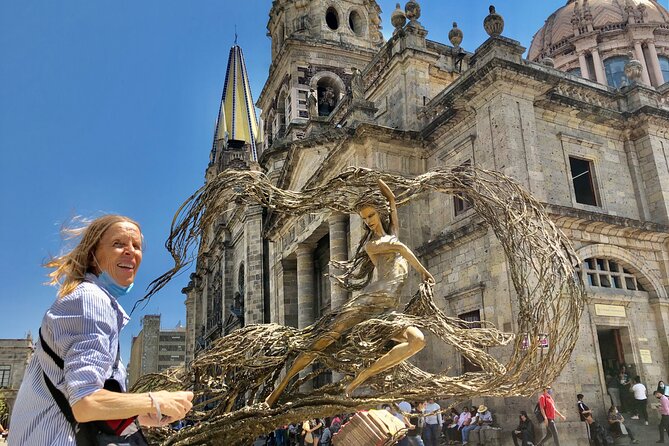 Guadalajara Private Walking Tour - Degollado Theater outside views and Plaza Fundadores meaning