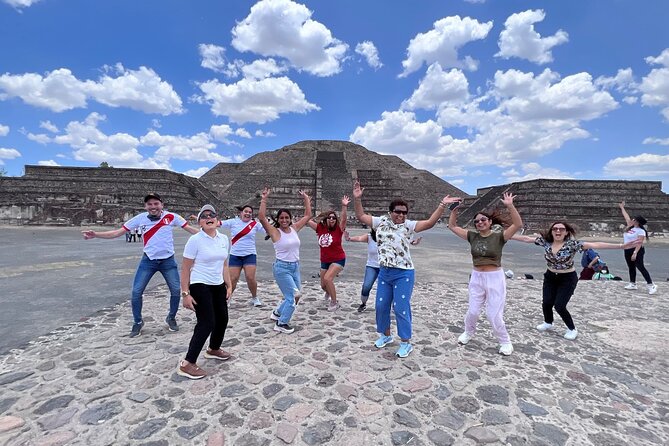 Guadalupe Shrine And Teotihuacan Pyramids From Mexico City - Why this Teotihuacan plus Guadalupe combo makes sense