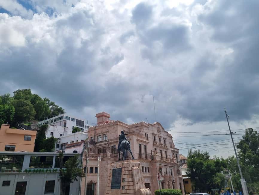 Guanajuato Shared Tour from San Miguel de Allende - How guides shape your day: the difference between facts and flow