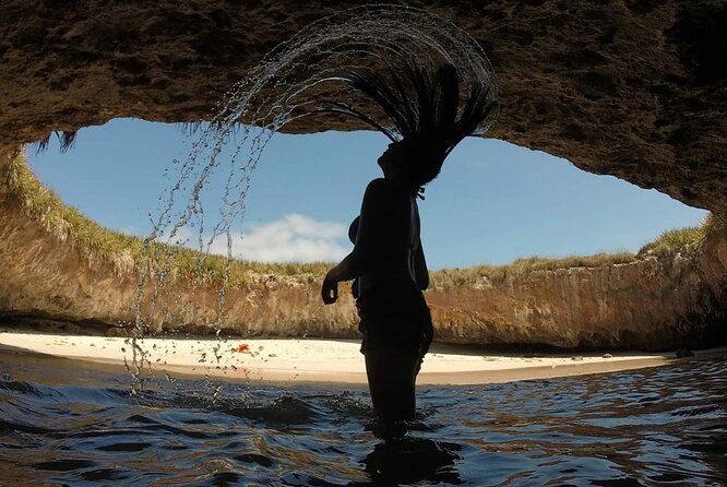 Guaranteed Hidden Beach • Small Group Tour • Punta Mita - Playa Escondida Access: Tunnel Swim, Photos, and 30 Minutes on the Sand