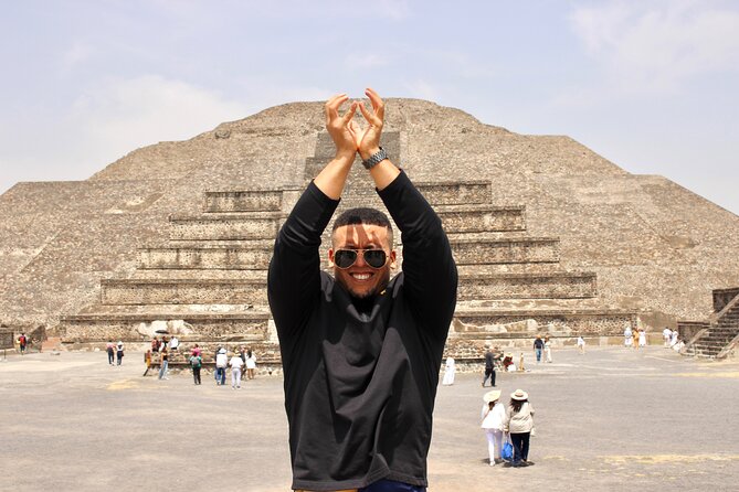 Guided Tour in Teotihuacan with Cave Breakfast and Transportation - Keeping the day enjoyable when shopping stops take over