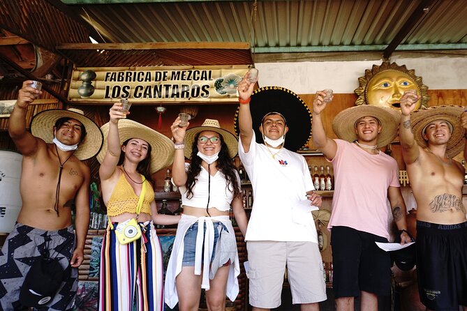 Guided tour of an ancestral Mezcal distillery with transport - Step 1: The mezcal 101 talk that sets up the tasting