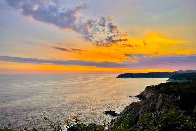 Guided Visit to Huatulco with Pickup Included - Why this 3-hour Huatulco evening tour makes sense