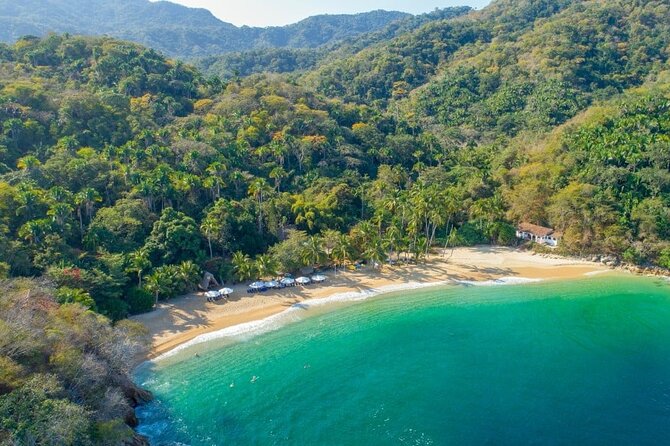 Half Day Private Sailing Cruise Puerto Vallarta with Snorkeling - Snacks, guacamole, and the food value that actually feels real