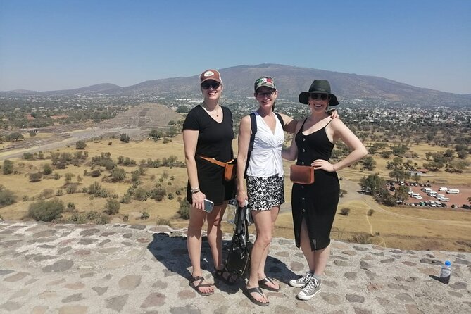 Half-Day Tour to Teotihuacan Pyramids from Mexico City - Entering Teotihuacan: Sun and Moon, plus the Avenue of the Dead
