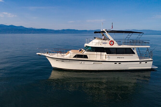 Hatteras 58-61' Luxury Yacht in Puerto Vallarta & Nuevo Nayarit - Food, Margaritas, and the Snack-First Approach