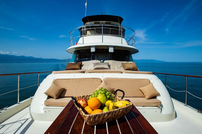 Hatteras 58-61' Luxury Yacht in Puerto Vallarta & Nuevo Nayarit - Price and Group Size: When This Becomes Great Value