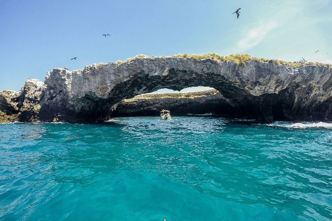 Hidden Beach - Marietas Islands - Meeting Point at Muelle Los Peines: Simple Start, Real Time on Water