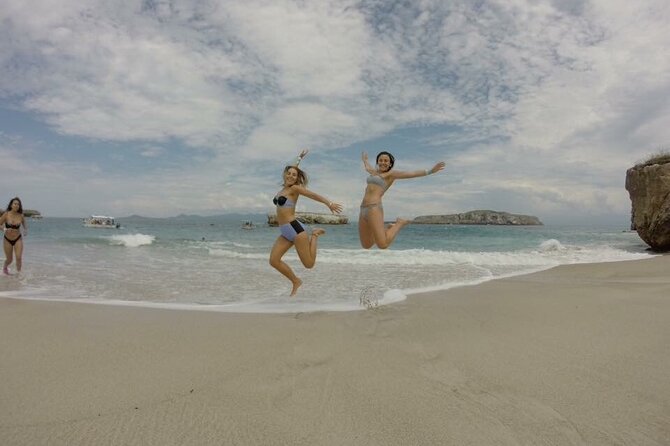 hidden beach tour guaranteed! - La Nopalera: A Short Swim to Another Beach (Max 20 Minutes)