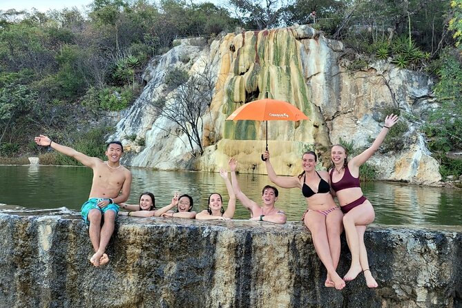 Hierve el Agua, Tule Tree, Mitla and Mezcal Distillery Tour - Tule Tree: the quick stop that sets the tone