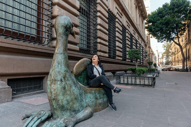 Highlights & Hidden Gems With Locals: Best of Mexico City Private Tour - The tasting, the drink, and how your guide builds the route