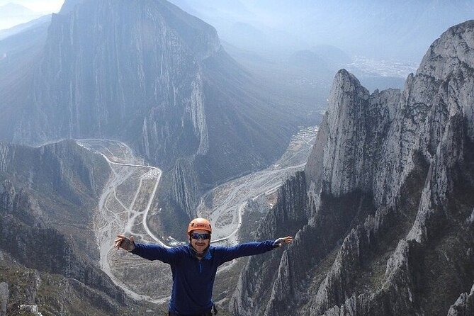 Hiking Climbing And Rappelling In The Eaglets Nest - What happens at Parque la Huasteca, from first steps to final feet on the ground